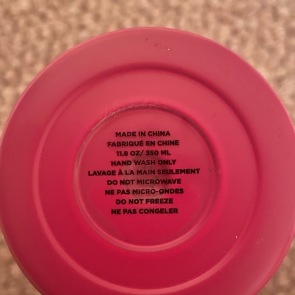 Lilly Pulitzer mini water bottles 🌴💖 - Picture 6 of 6